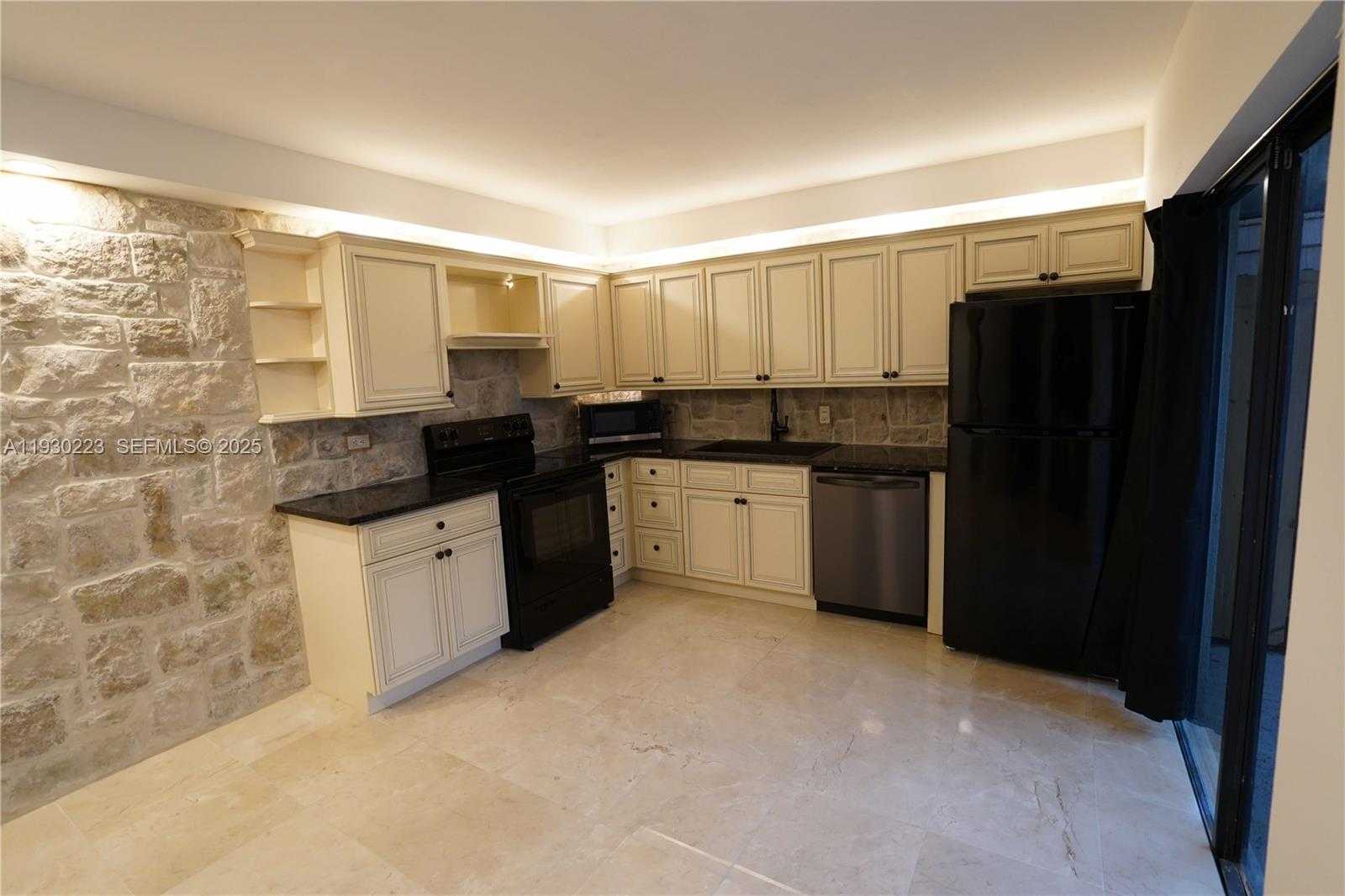 Small Image of 2427 24TH LANE, Palm Beach Gardens Number 30