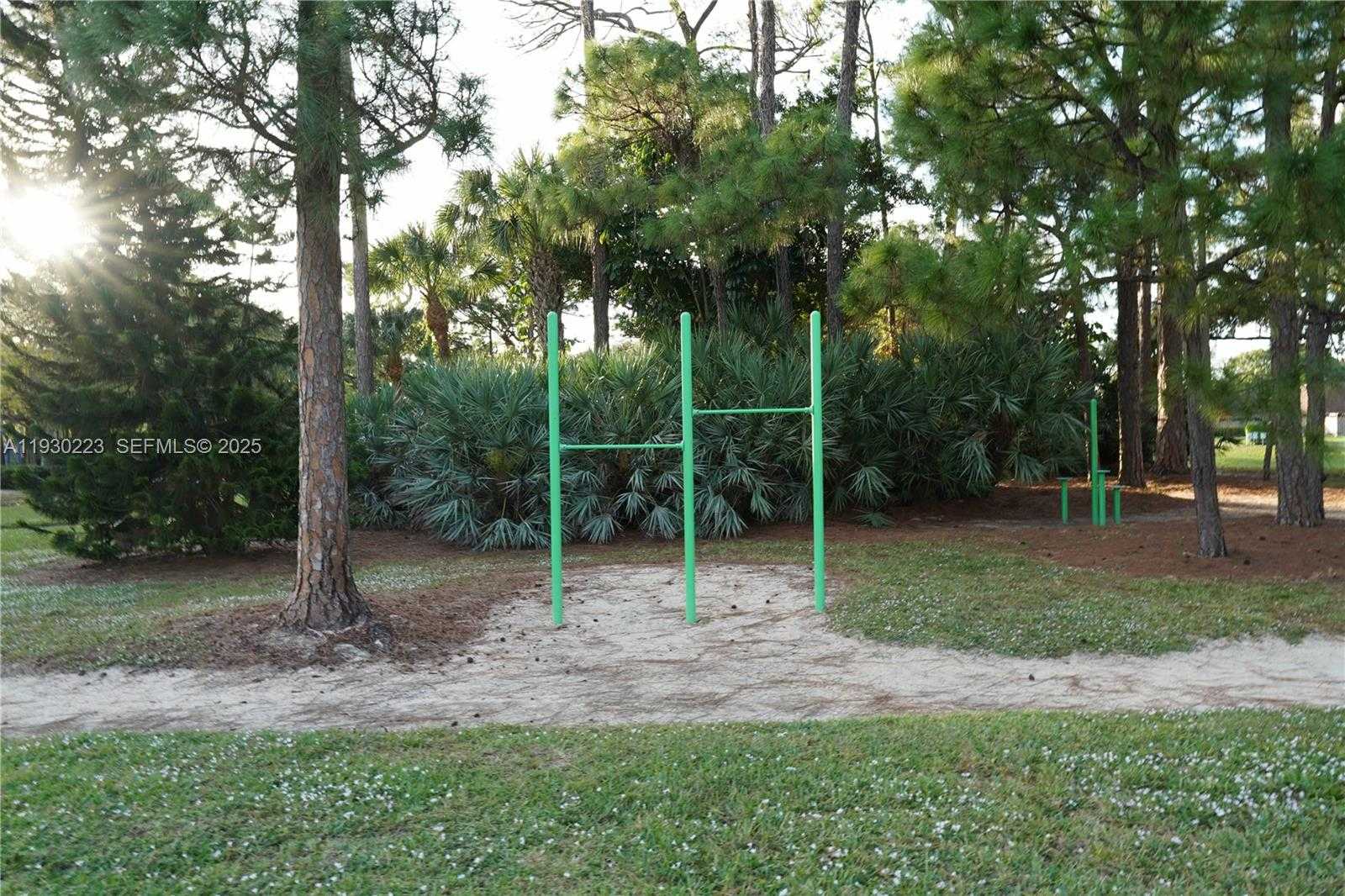 Small Image of 2427 24TH LANE, Palm Beach Gardens Number 62