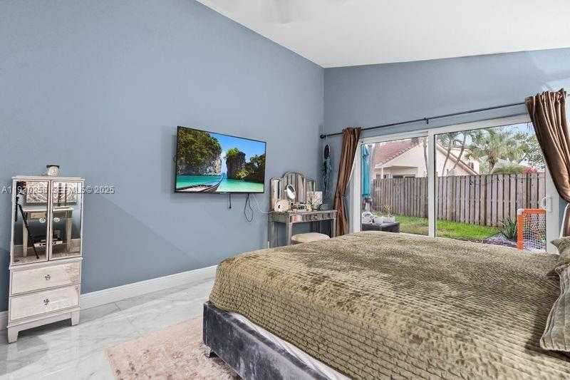 Small Image of 6952 NORTH WEST 27TH CT, Margate Number 11