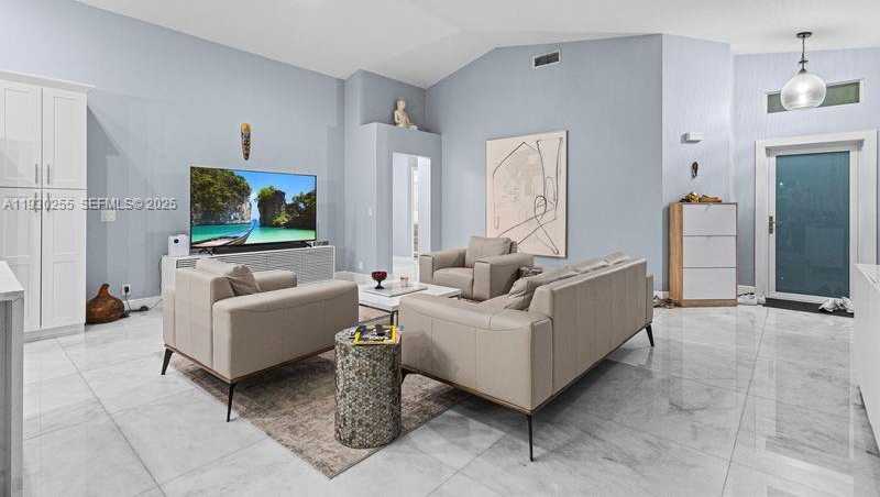 Small Image of 6952 NORTH WEST 27TH CT, Margate Number 25