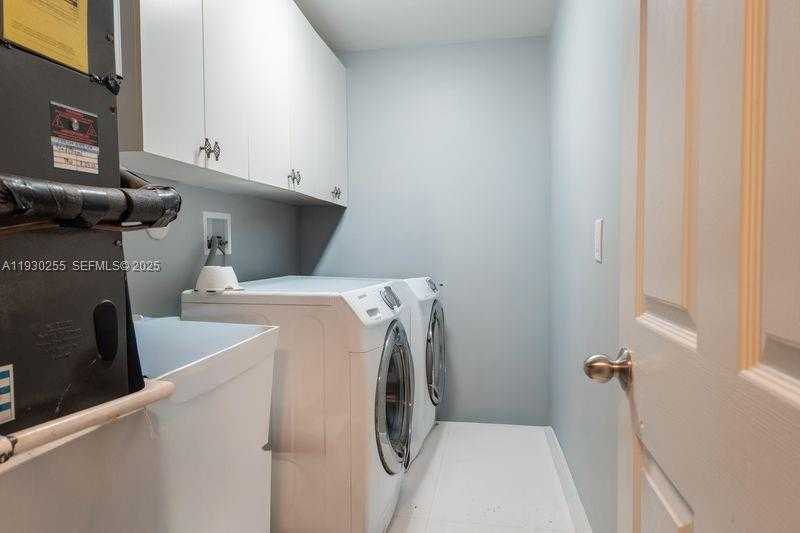 Small Image of 6952 NORTH WEST 27TH CT, Margate Number 32