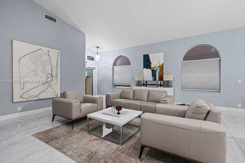 Small Image of 6952 NORTH WEST 27TH CT, Margate Number 9