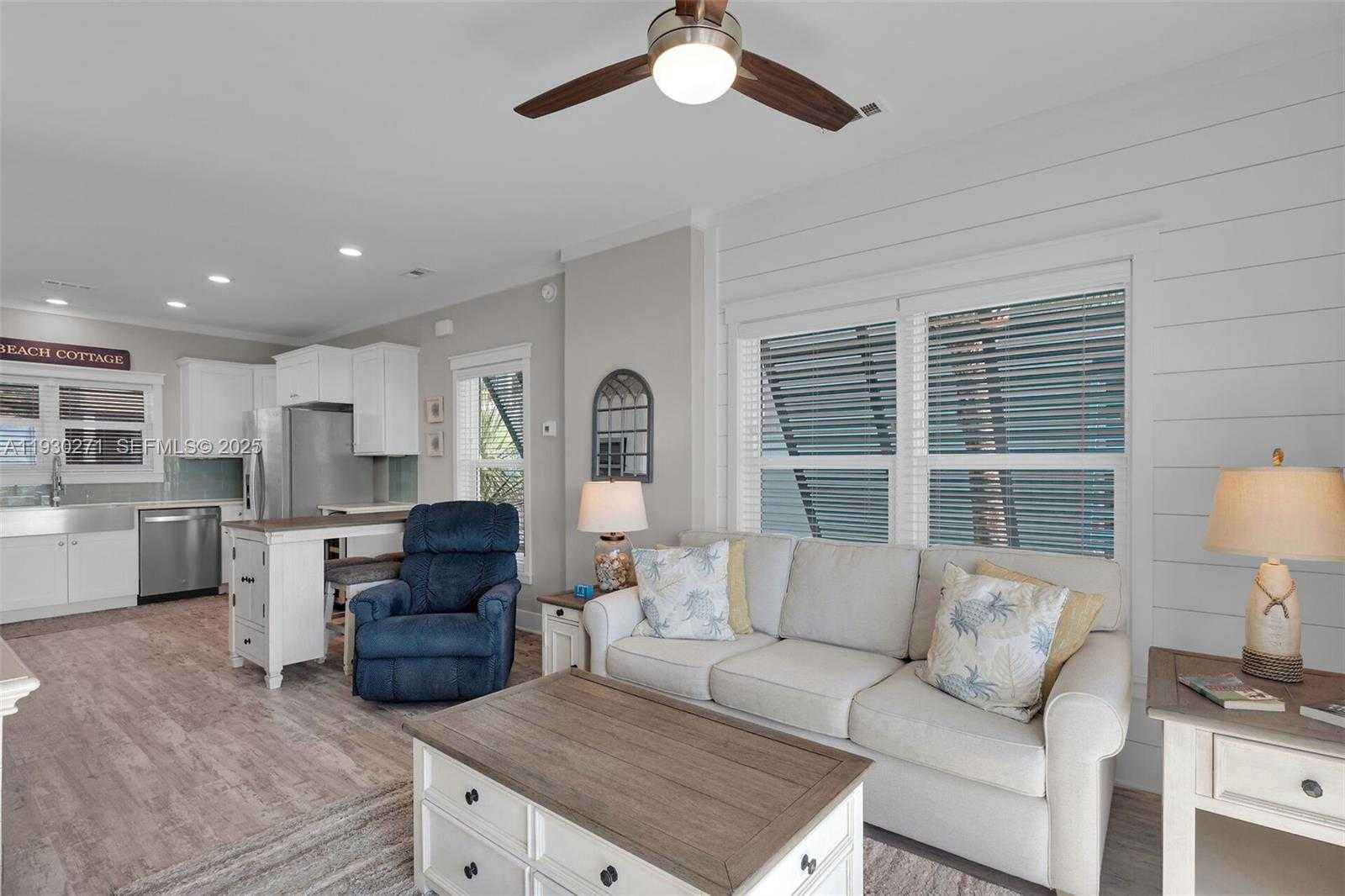 Small Image of 101 11TH STREET OCEAN UNIT 42, Marathon Number 10