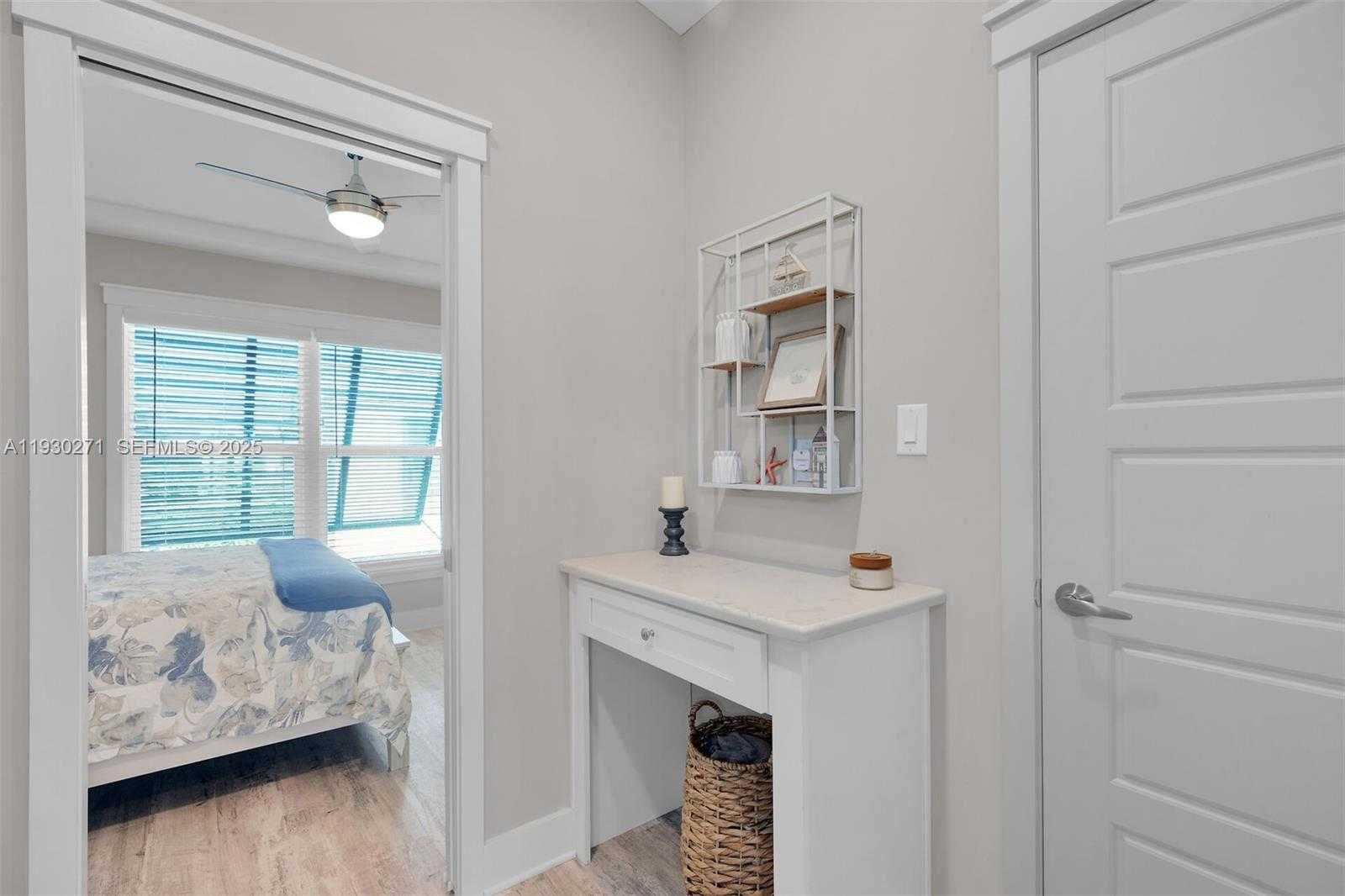 Small Image of 101 11TH STREET OCEAN UNIT 42, Marathon Number 25