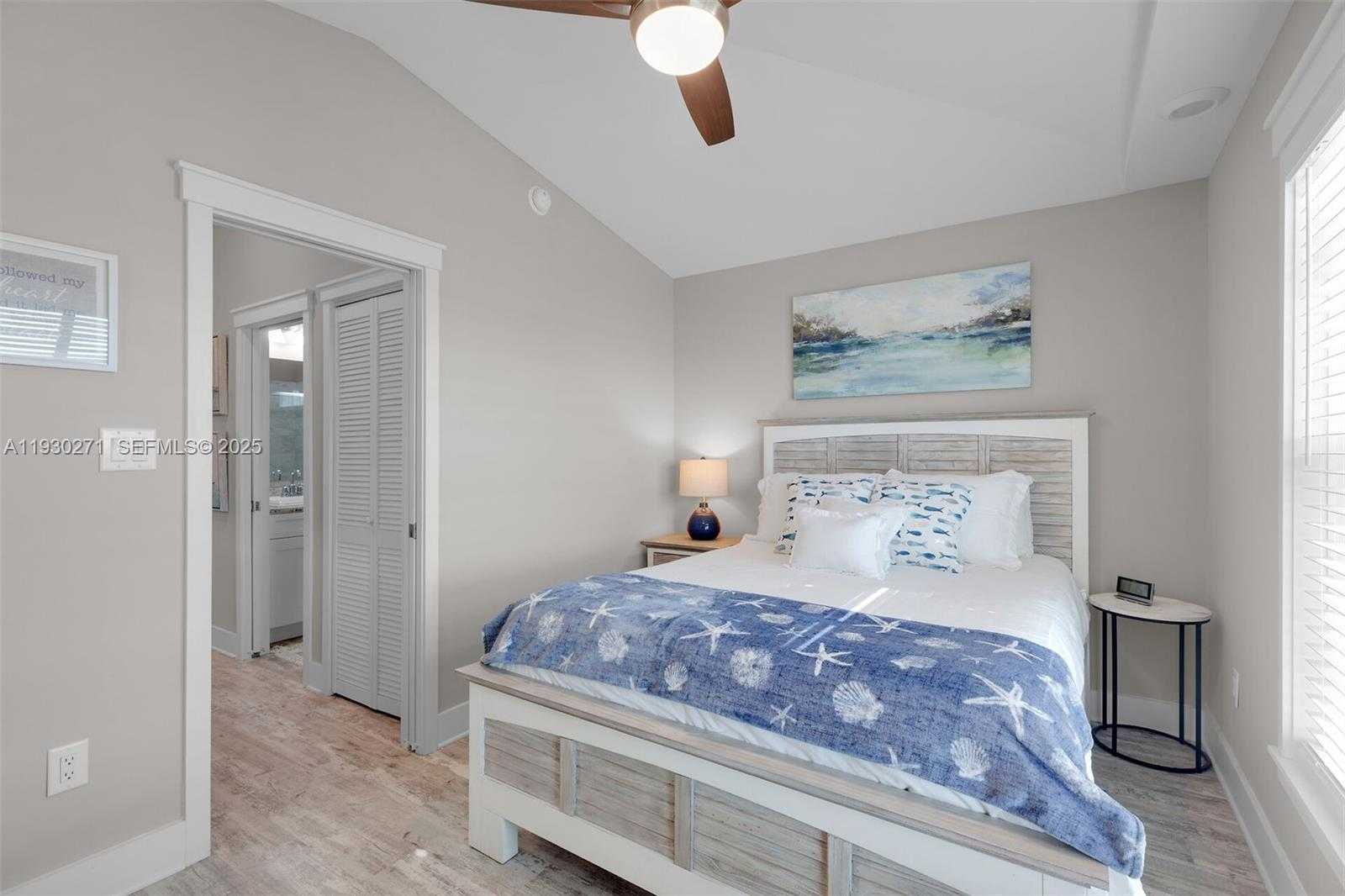 Small Image of 101 11TH STREET OCEAN UNIT 42, Marathon Number 26