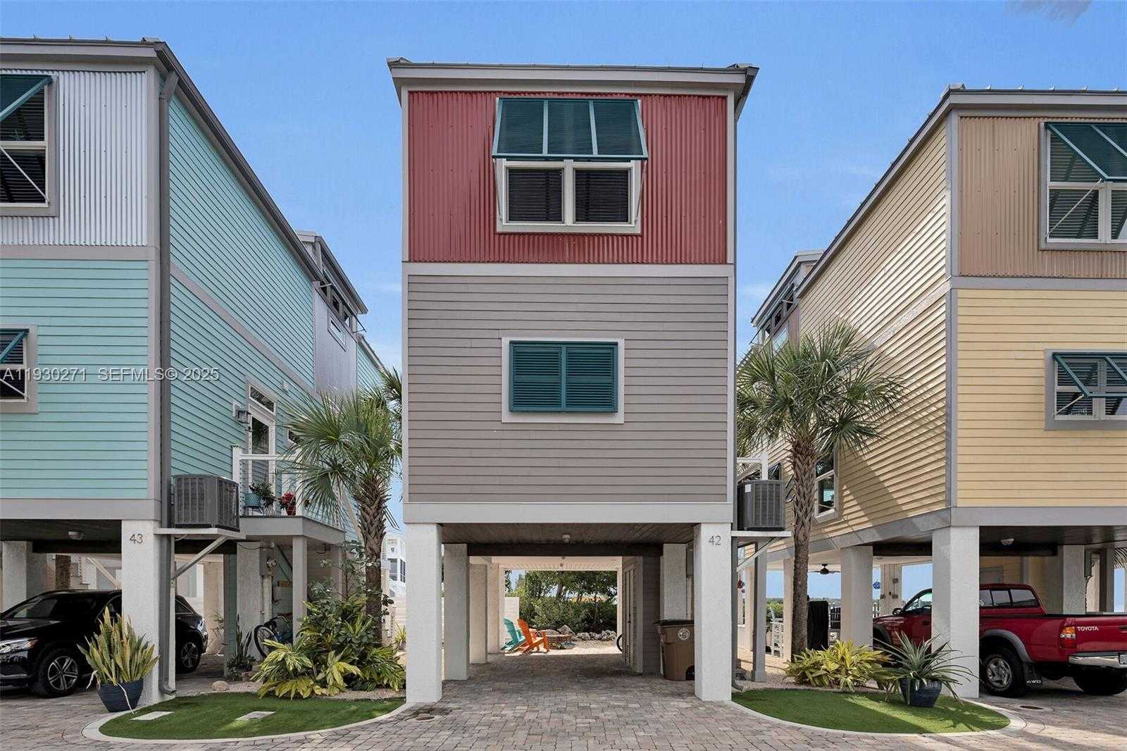 Small Image of 101 11TH STREET OCEAN UNIT 42, Marathon Number 37