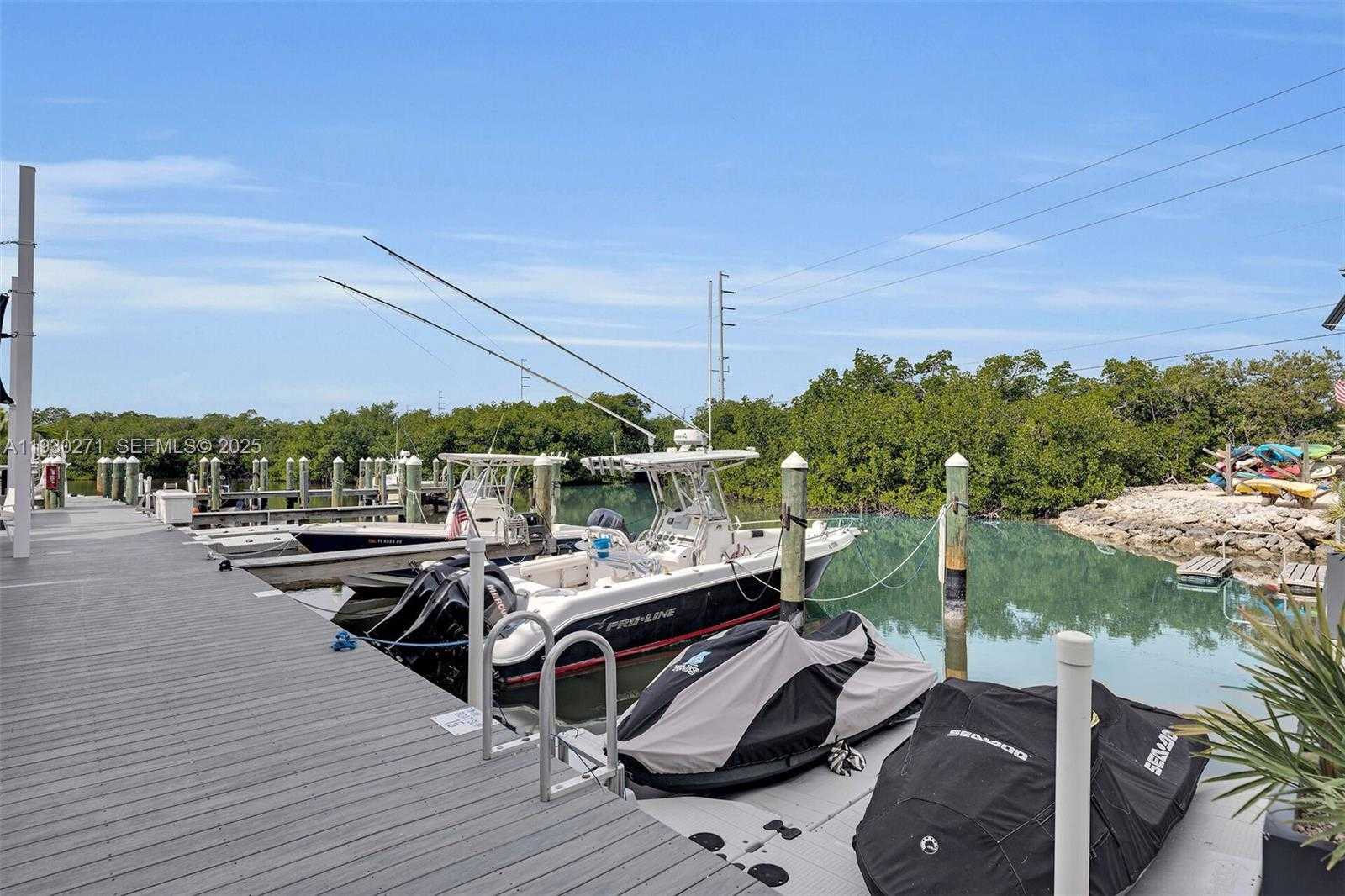 Small Image of 101 11TH STREET OCEAN UNIT 42, Marathon Number 44