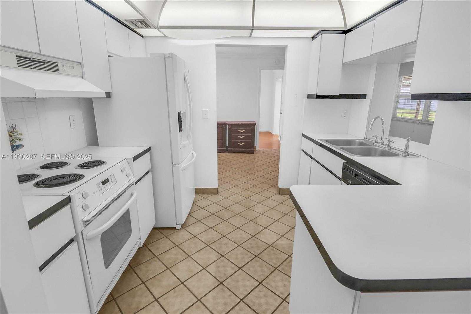 Small Image of 1331 CAMPANELLI DR, Plantation Number 12