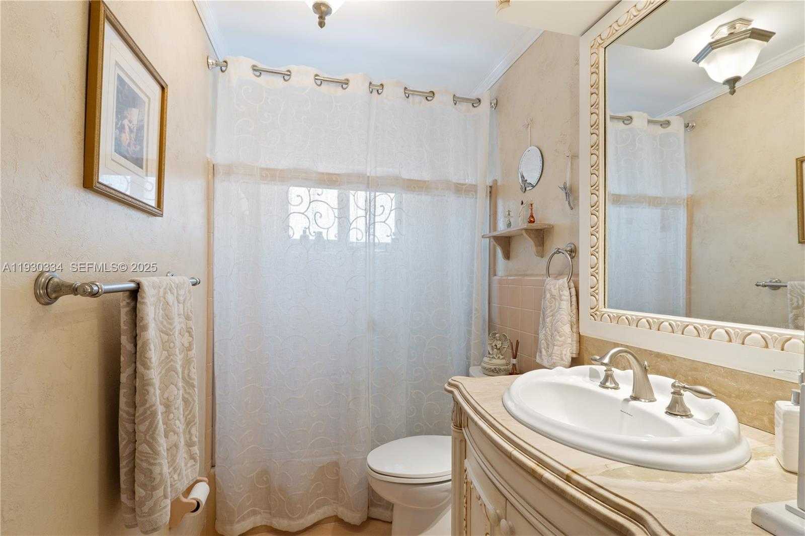 Small Image of 4800 NORTH EAST 13TH TER, Oakland Park Number 16