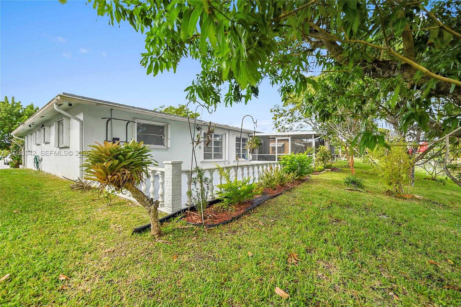 Small Image of 1705 NORTH WEST 69TH TER, Margate Number 25