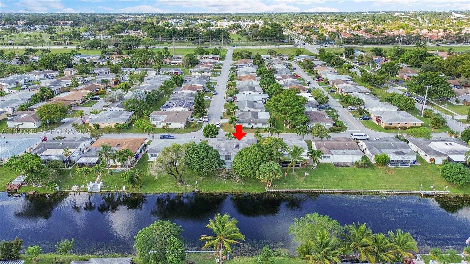 Small Image of 1705 NORTH WEST 69TH TER, Margate Number 30