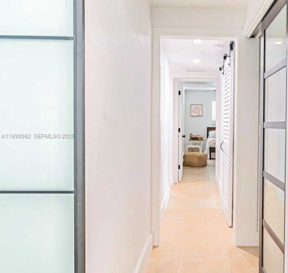 Small Image of 75433 OVERSEAS HWY, Islamorada Number 15