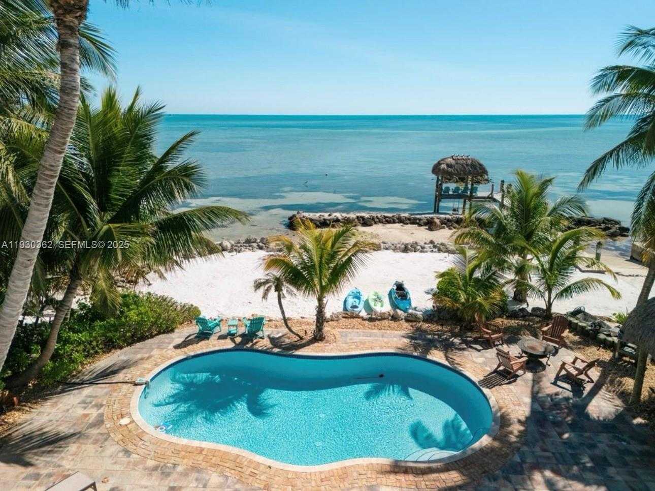 Small Image of 75433 OVERSEAS HWY, Islamorada Number 2