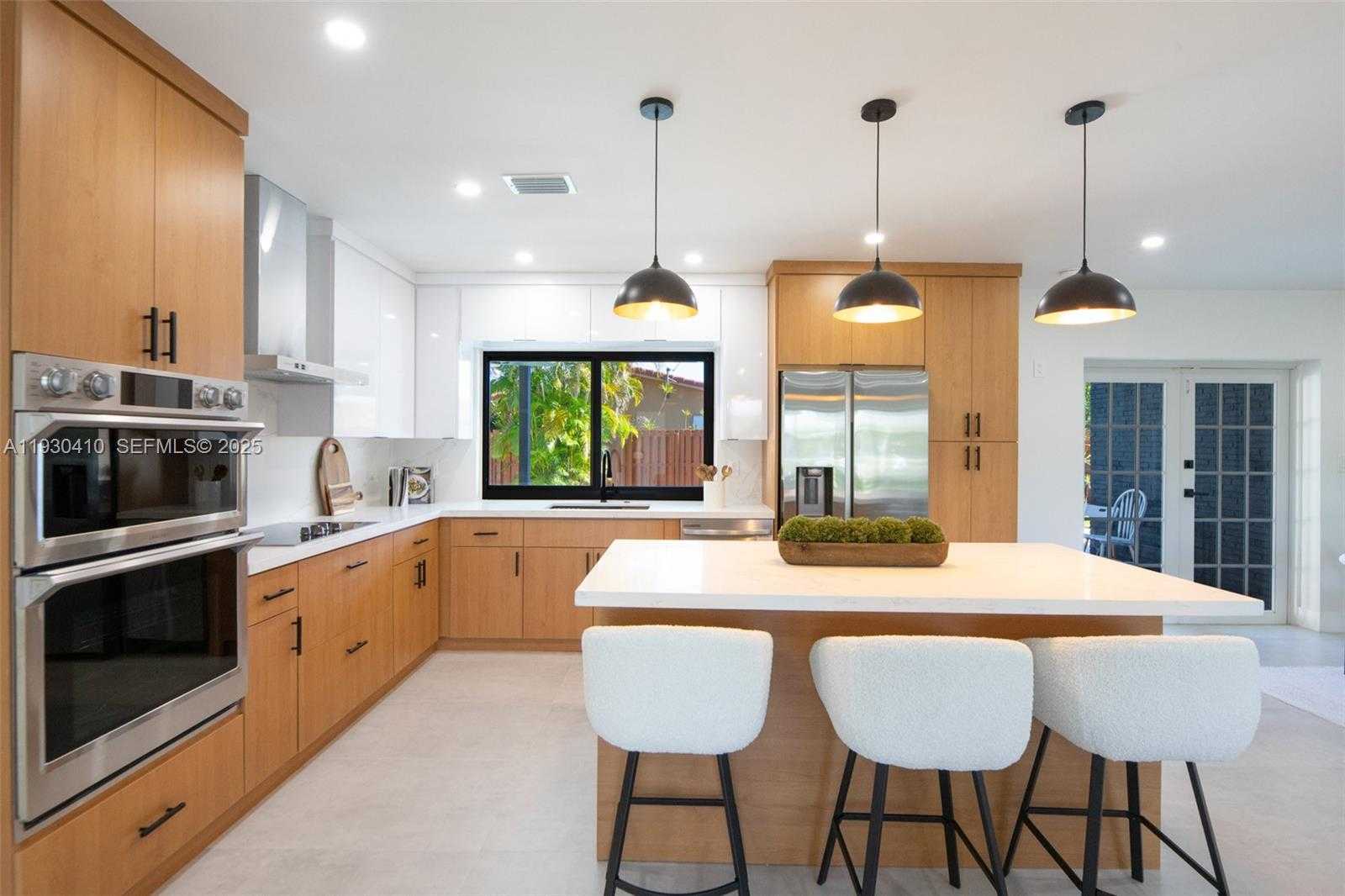 Small Image of 1655 NORTH 50TH AVE, Hollywood Number 13