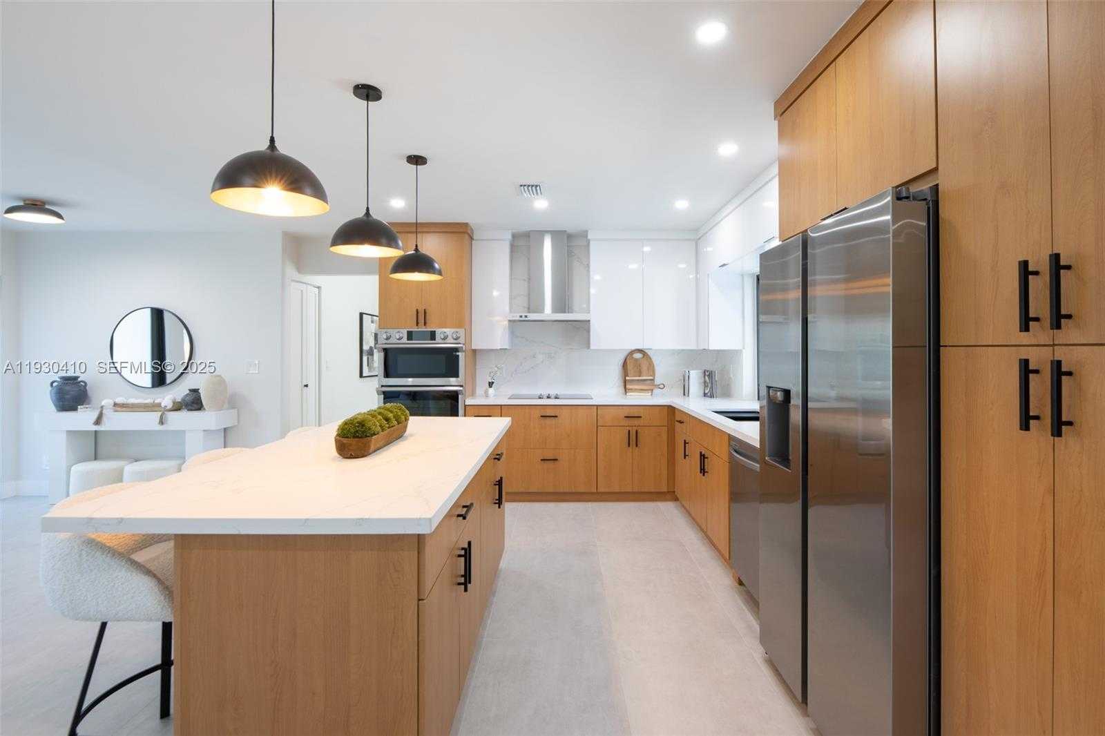 Small Image of 1655 NORTH 50TH AVE, Hollywood Number 16