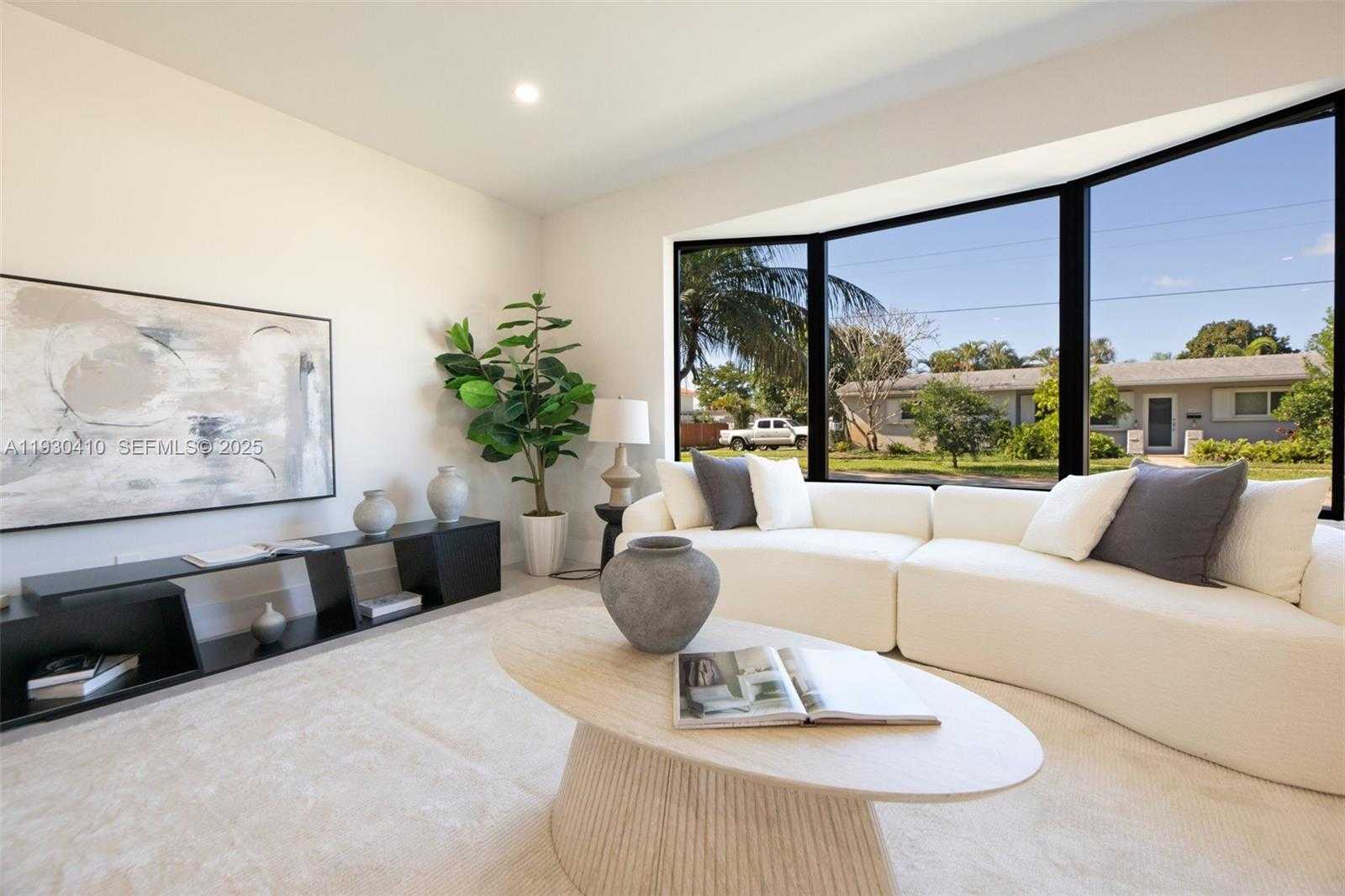 Small Image of 1655 NORTH 50TH AVE, Hollywood Number 18