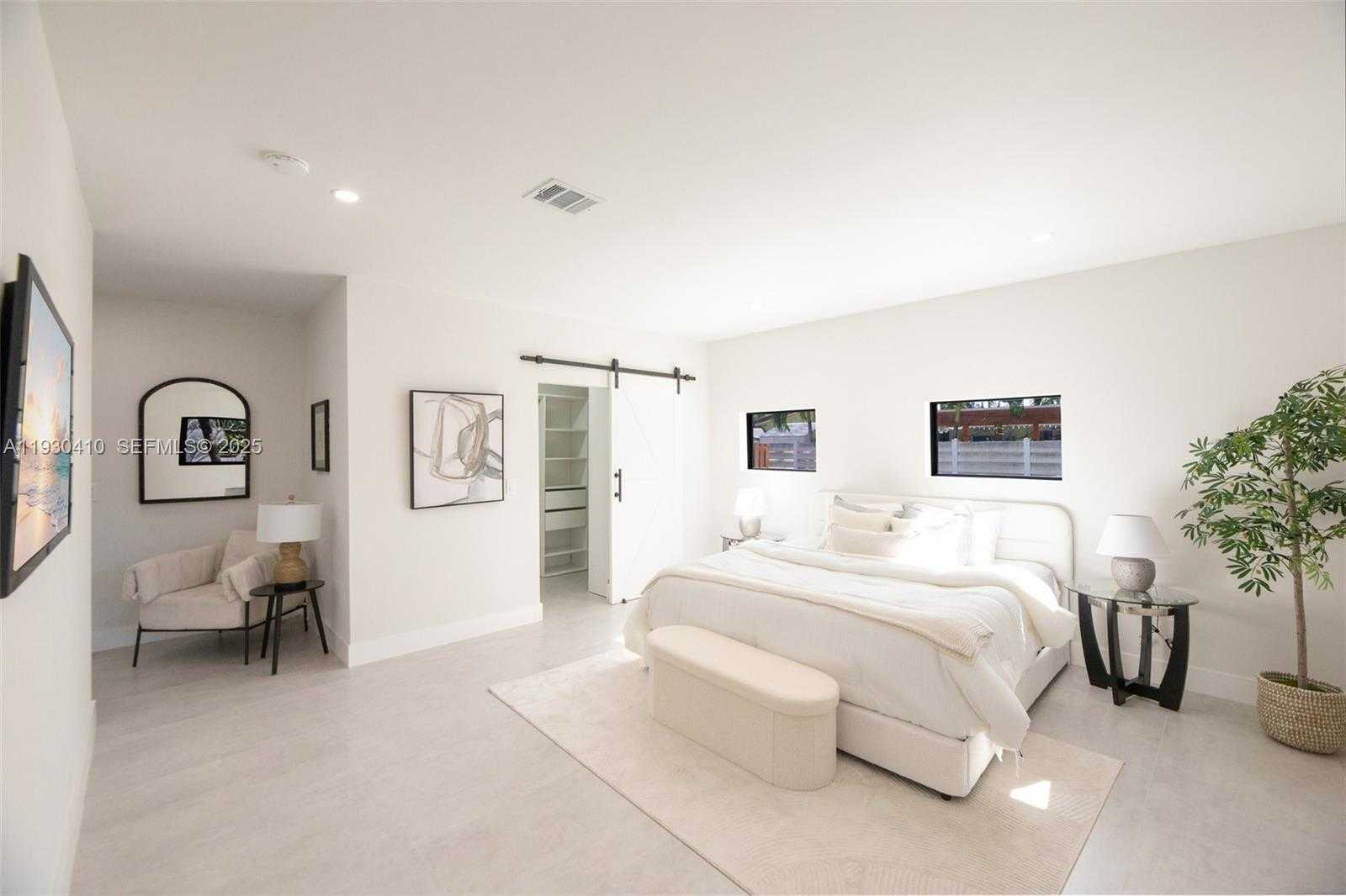 Small Image of 1655 NORTH 50TH AVE, Hollywood Number 20