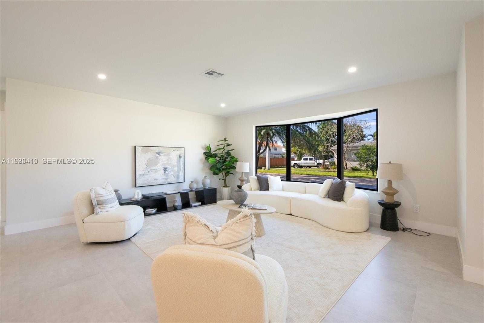 Small Image of 1655 NORTH 50TH AVE, Hollywood Number 9