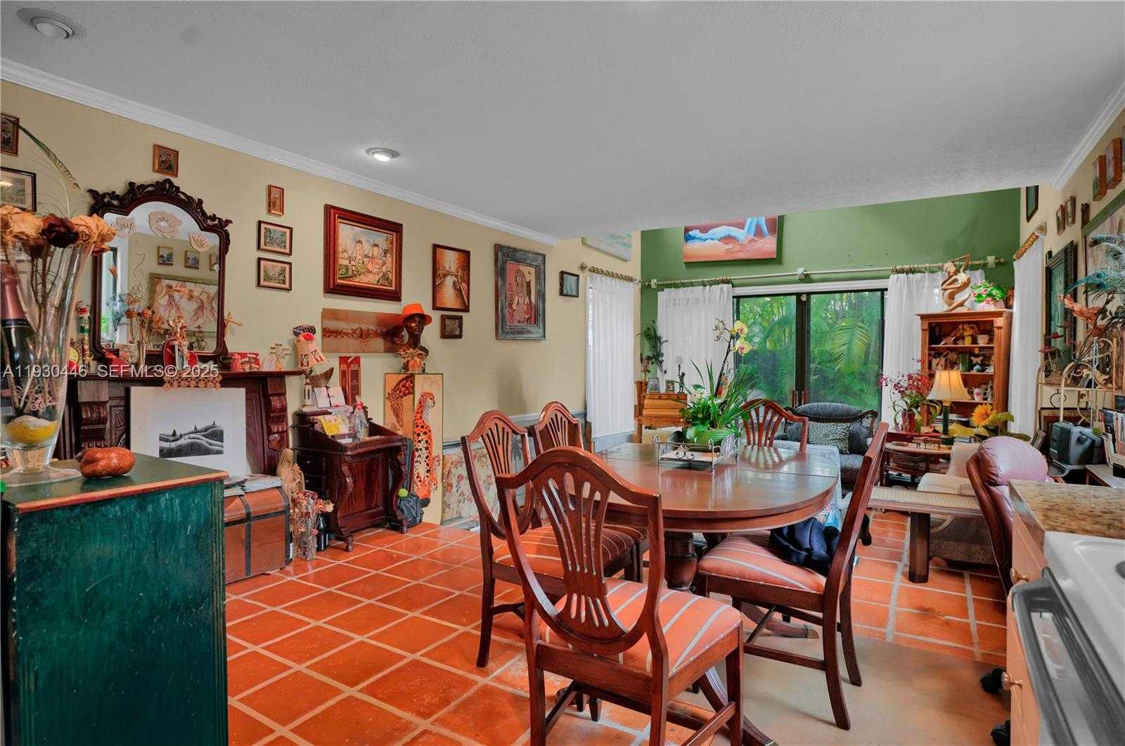 Small Image of 2790 SOUTH WEST 22ND AVE, Miami Number 10