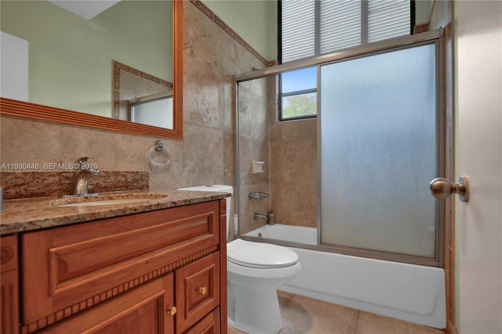 Small Image of 2790 SOUTH WEST 22ND AVE, Miami Number 17