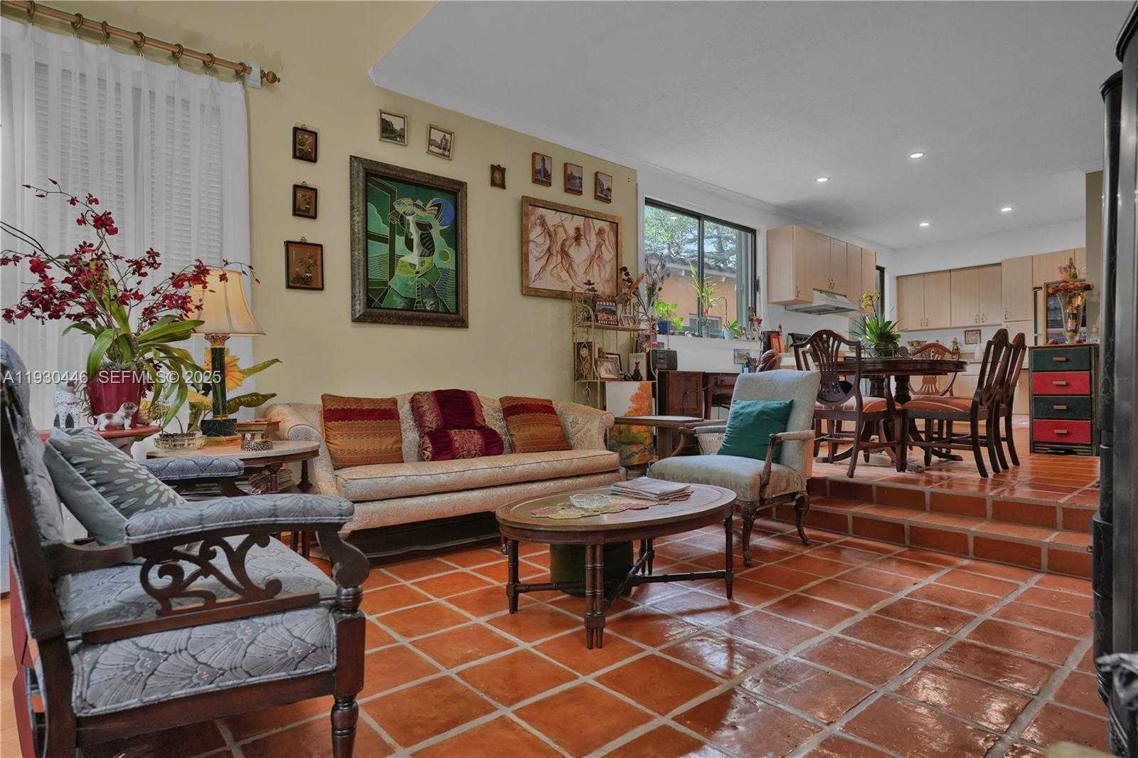 Small Image of 2790 SOUTH WEST 22ND AVE, Miami Number 6