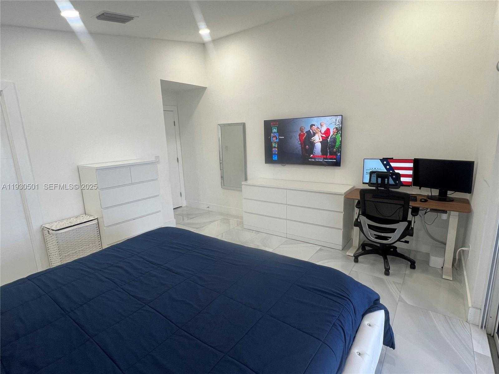 Small Image of 6101 SOUTH WEST 153RD CT RD, Miami Number 35