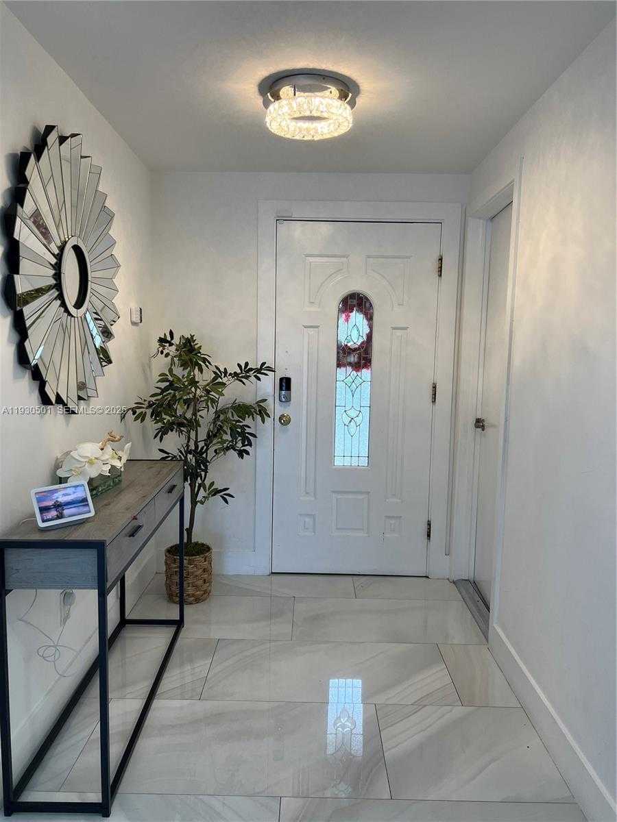 Small Image of 6101 SOUTH WEST 153RD CT RD, Miami Number 36