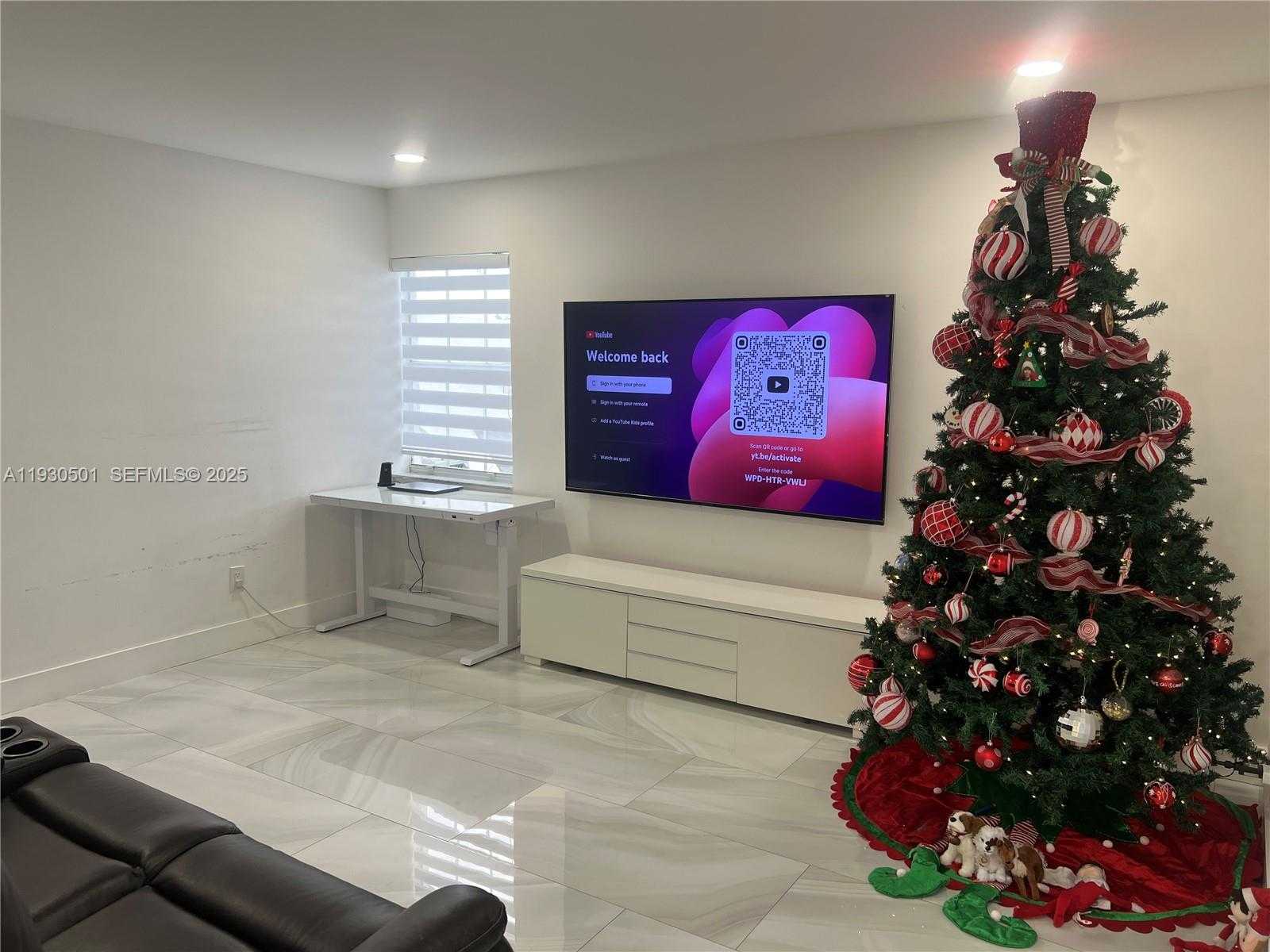 Small Image of 6101 SOUTH WEST 153RD CT RD, Miami Number 42