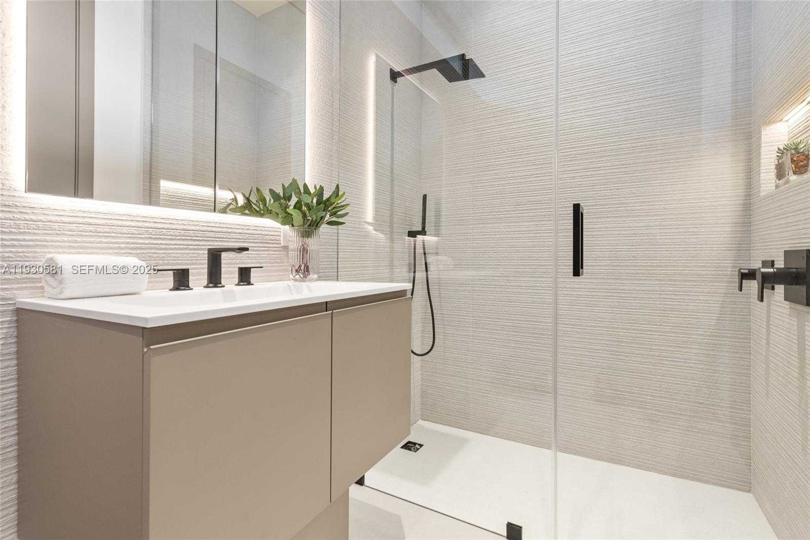 Small Image of 630 ISLE OF PALMS DR, Fort Lauderdale Number 49