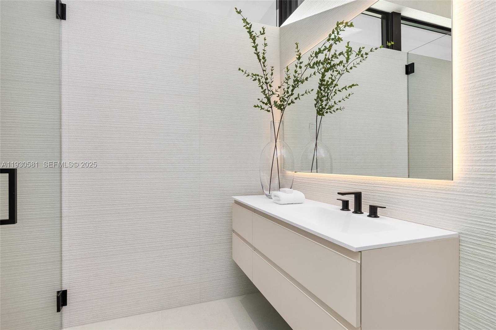 Small Image of 630 ISLE OF PALMS DR, Fort Lauderdale Number 52