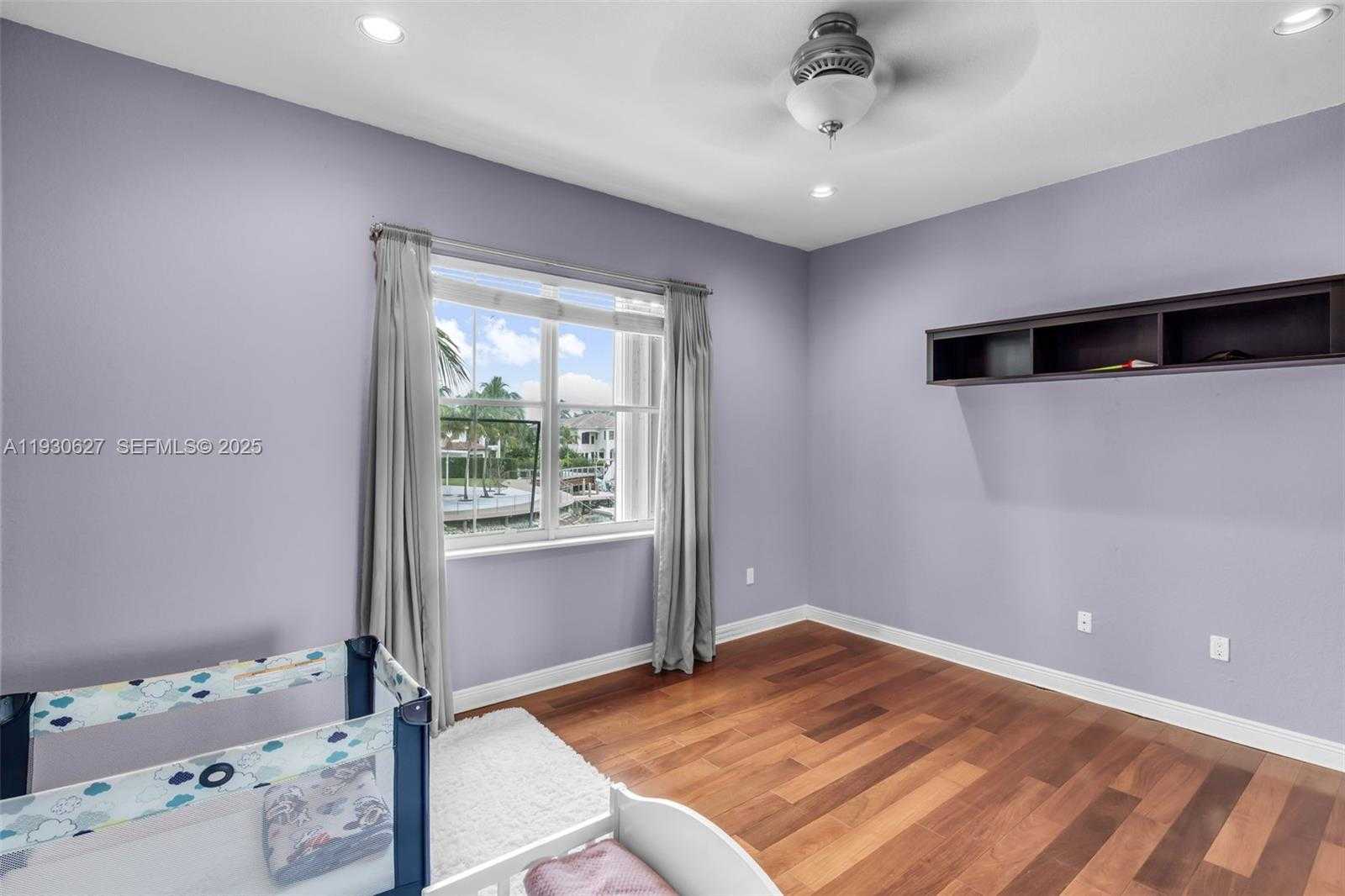 Small Image of 1091 WATERSIDE LN, Hollywood Number 37