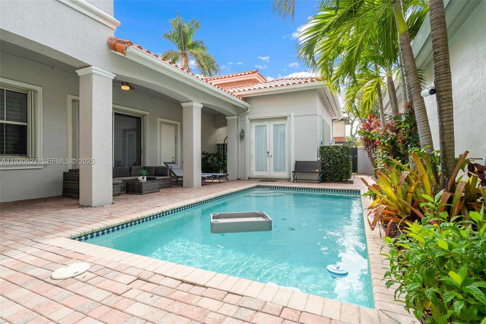 Small Image of 1091 WATERSIDE LN, Hollywood Number 43