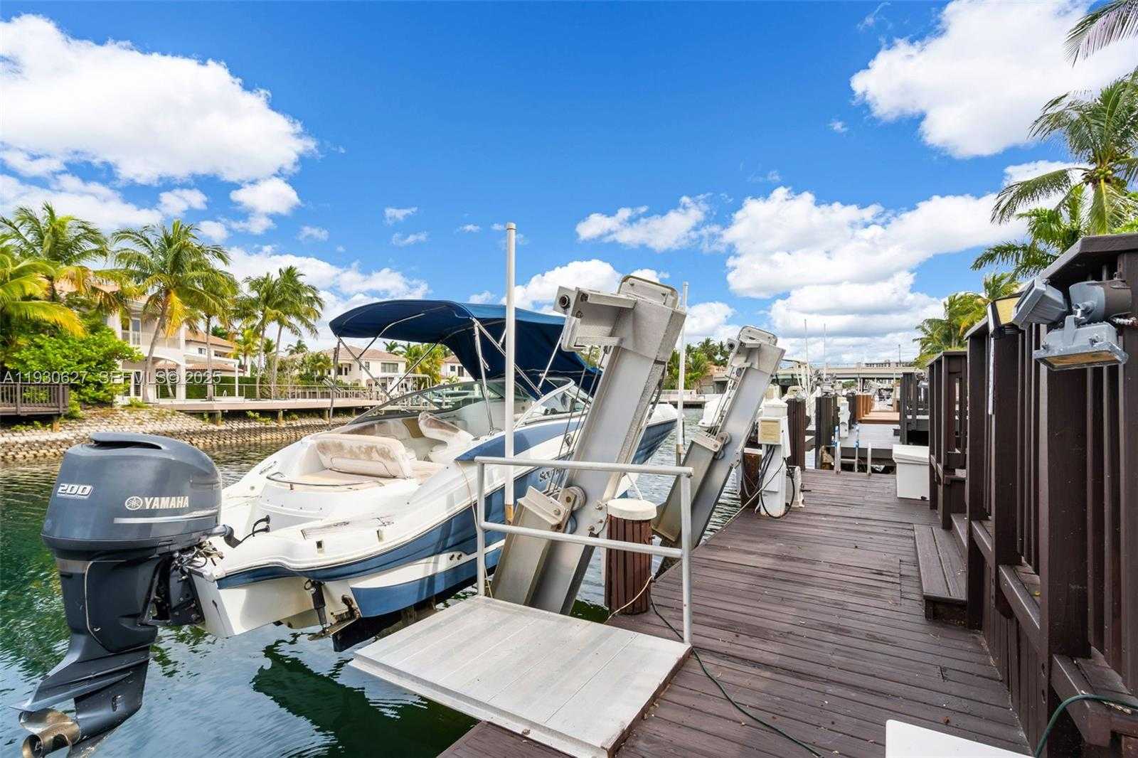 Small Image of 1091 WATERSIDE LN, Hollywood Number 52