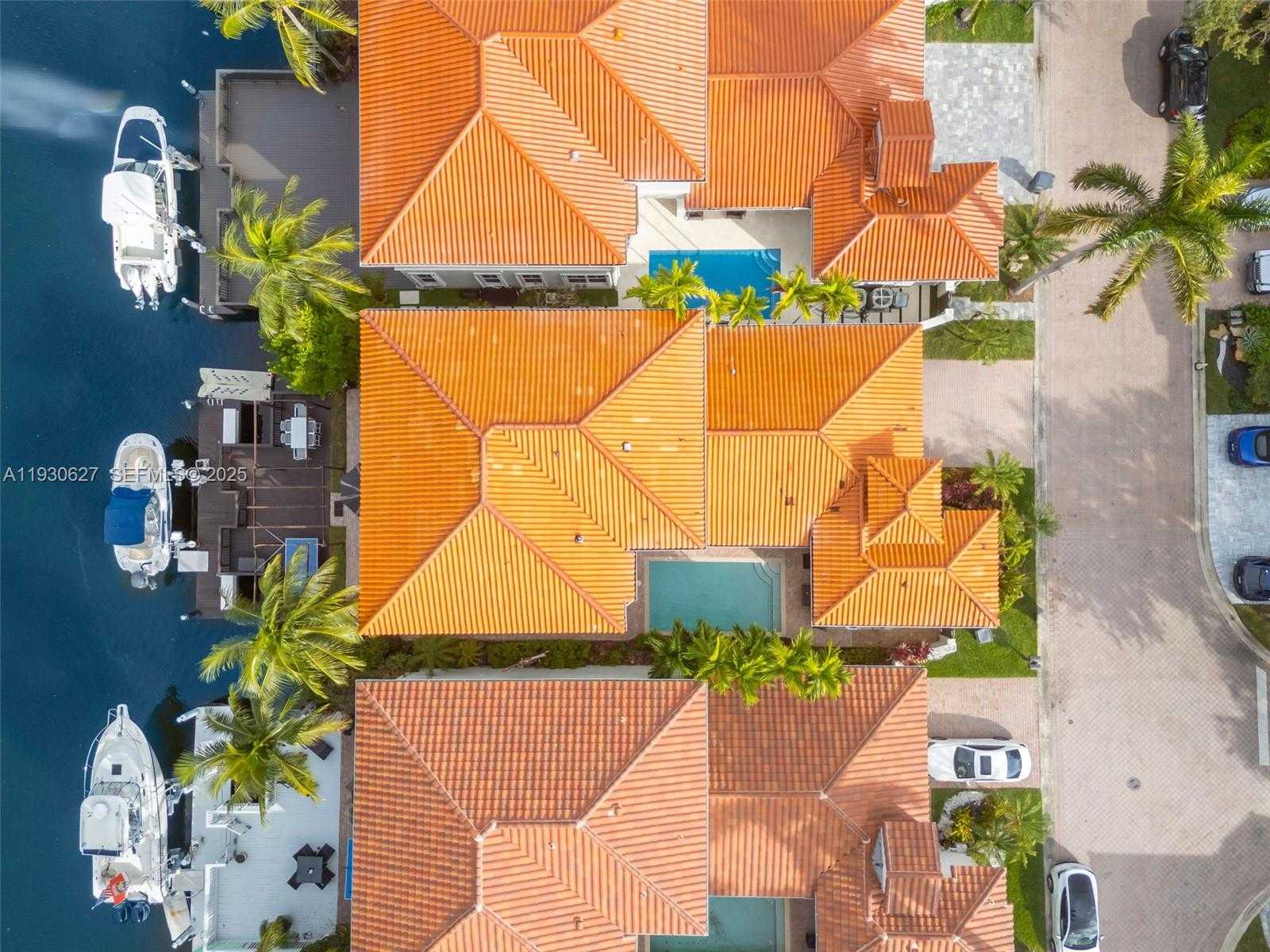 Small Image of 1091 WATERSIDE LN, Hollywood Number 72