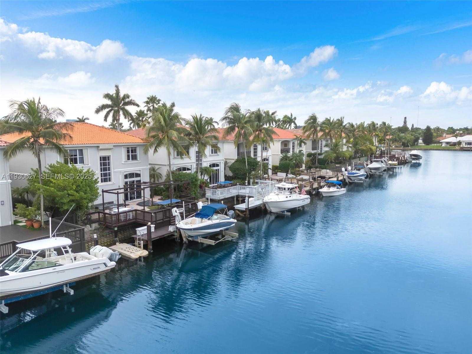 Small Image of 1091 WATERSIDE LN, Hollywood Number 74