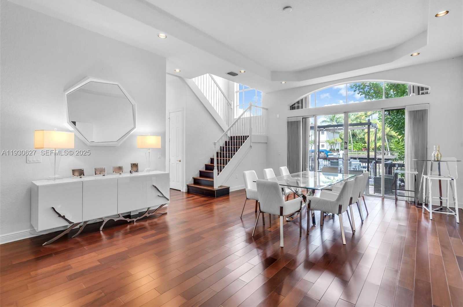 Small Image of 1091 WATERSIDE LN, Hollywood Number 9