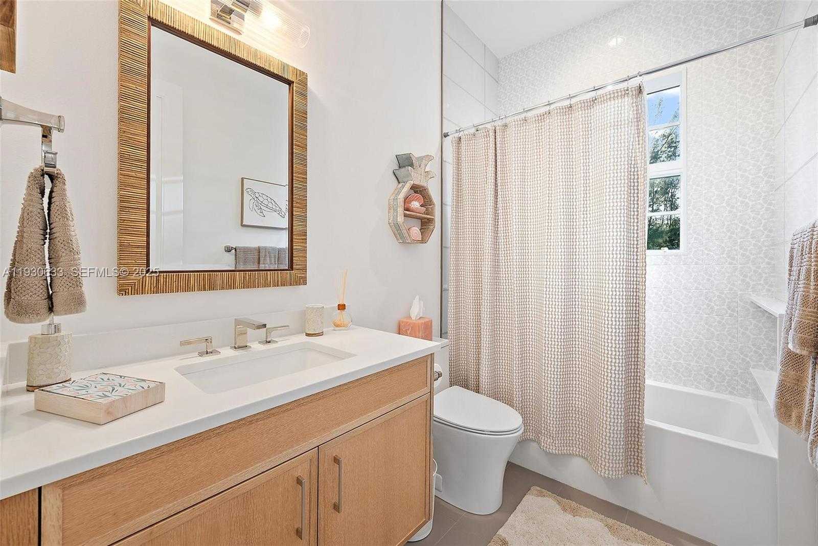 Small Image of 5128 WATERSONG WY, Fort Pierce Number 30