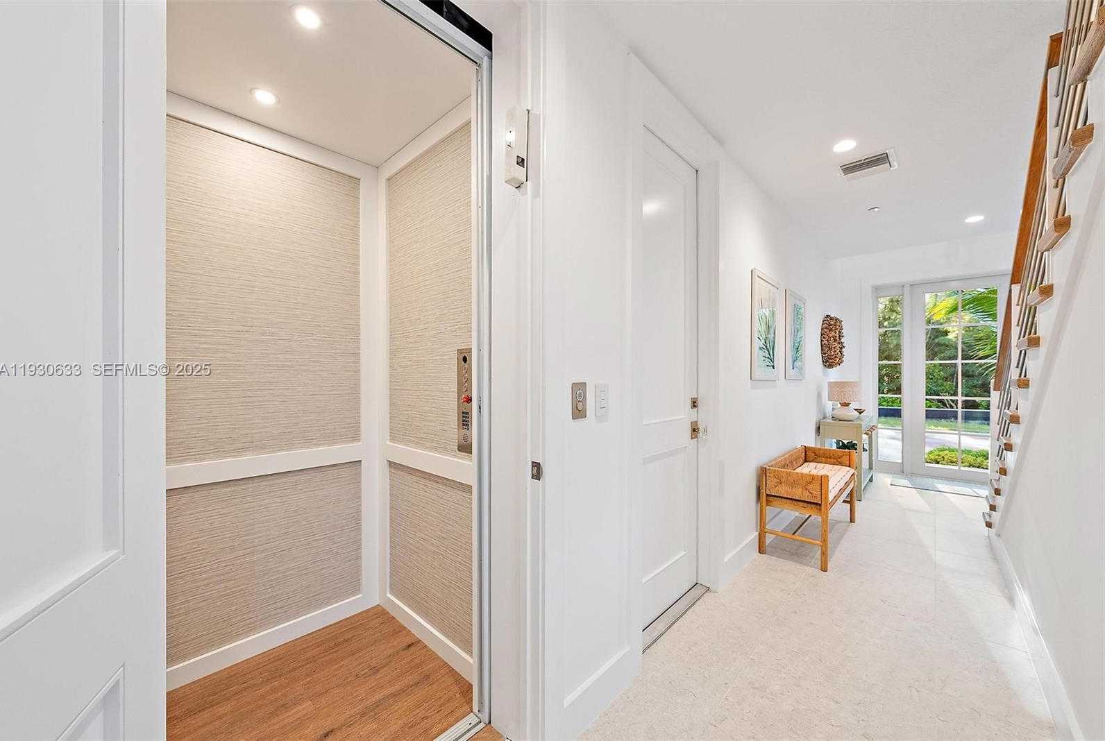 Small Image of 5128 WATERSONG WY, Fort Pierce Number 35