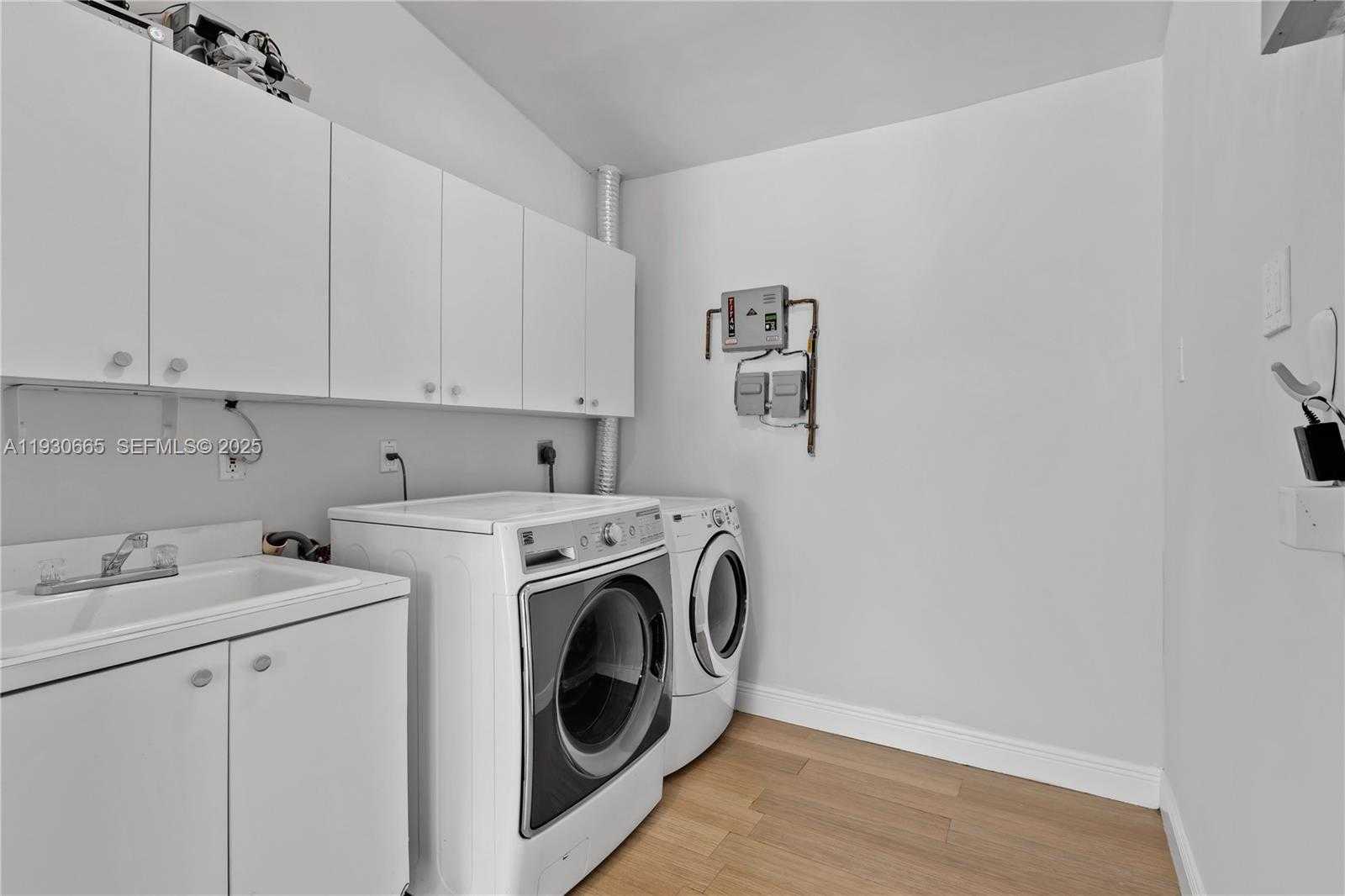 Small Image of 6601 SOUTH WEST 124TH ST, Pinecrest Number 28