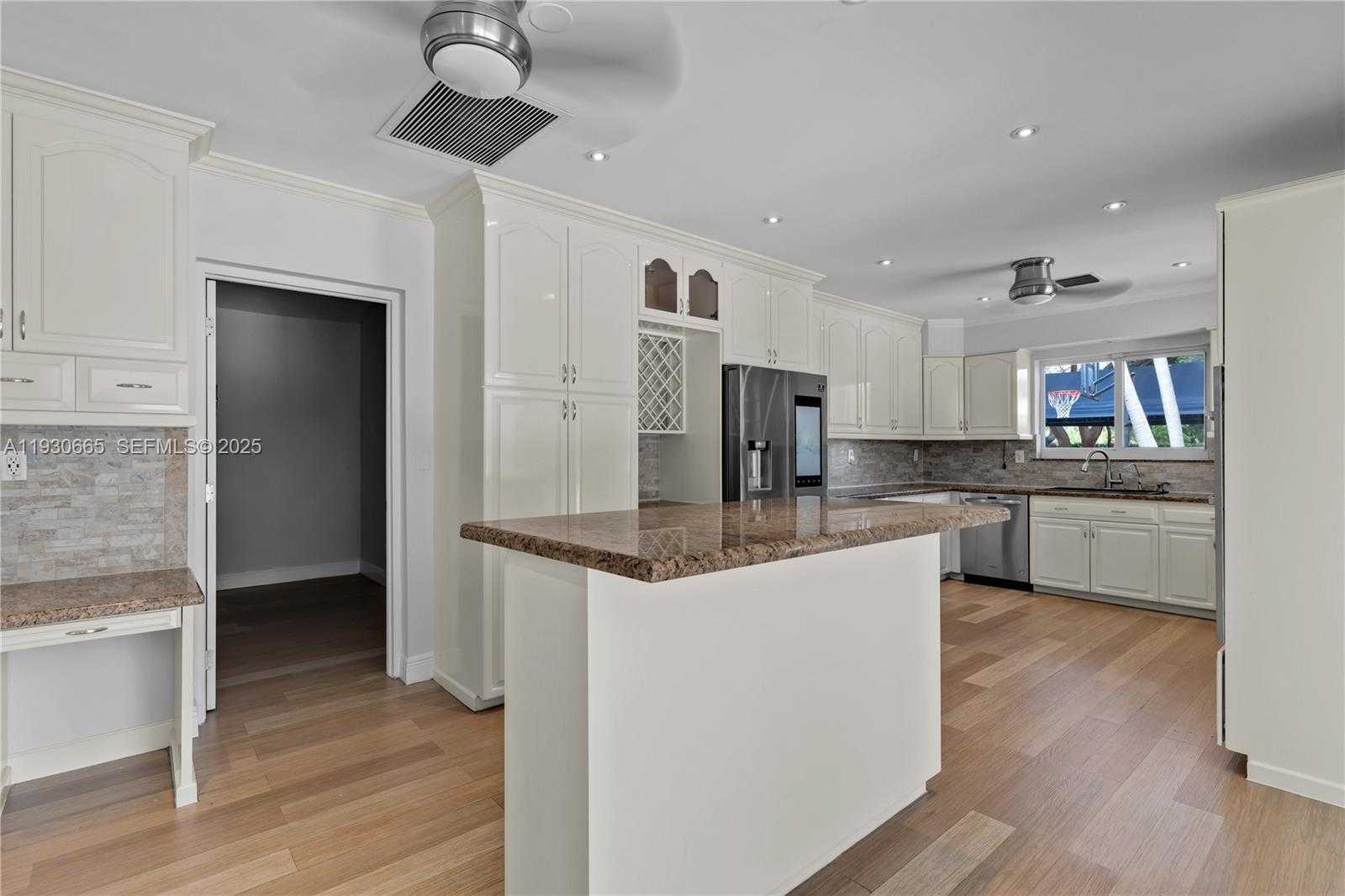 Small Image of 6601 SOUTH WEST 124TH ST, Pinecrest Number 9