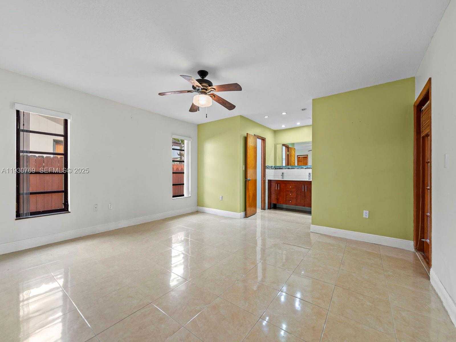 Small Image of 3791 SOUTH WEST 142ND AVE, Miami Number 11