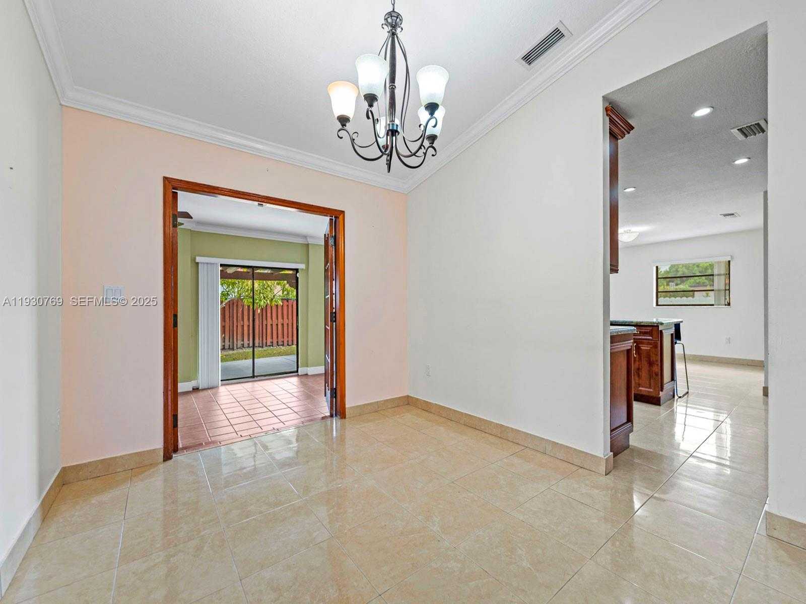 Small Image of 3791 SOUTH WEST 142ND AVE, Miami Number 15