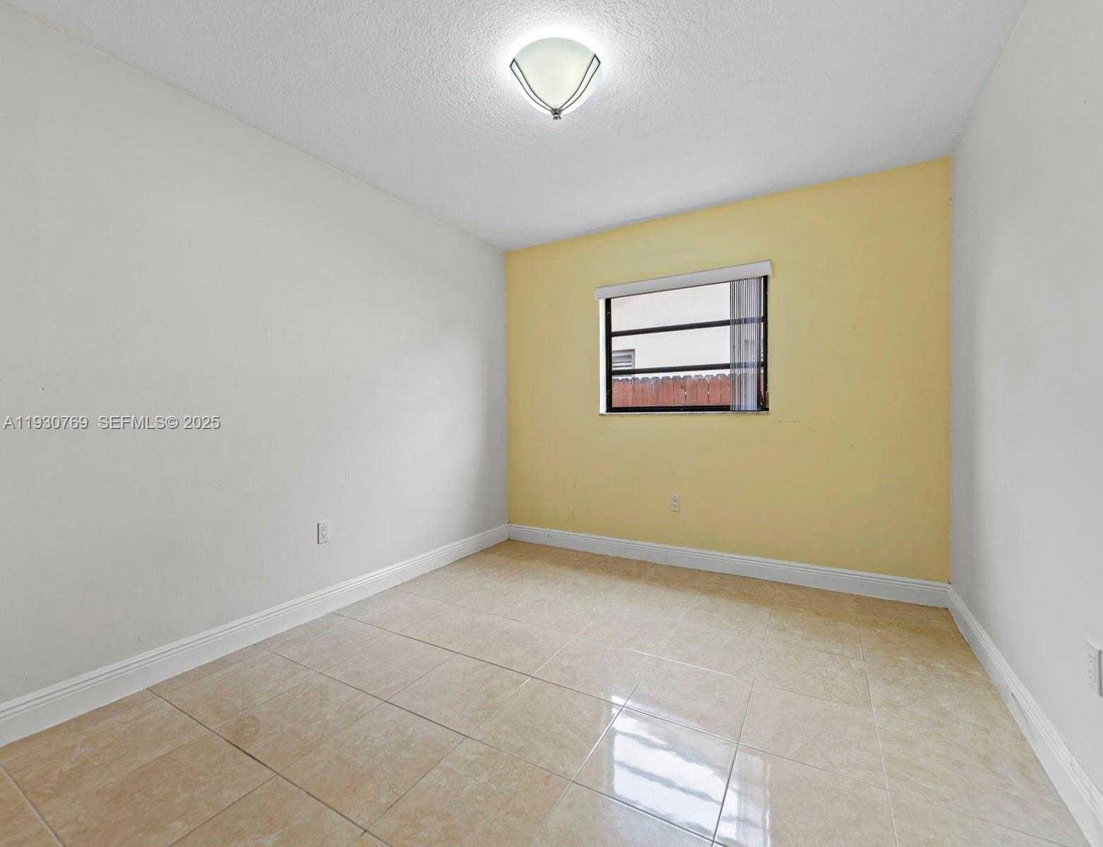 Small Image of 3791 SOUTH WEST 142ND AVE, Miami Number 26