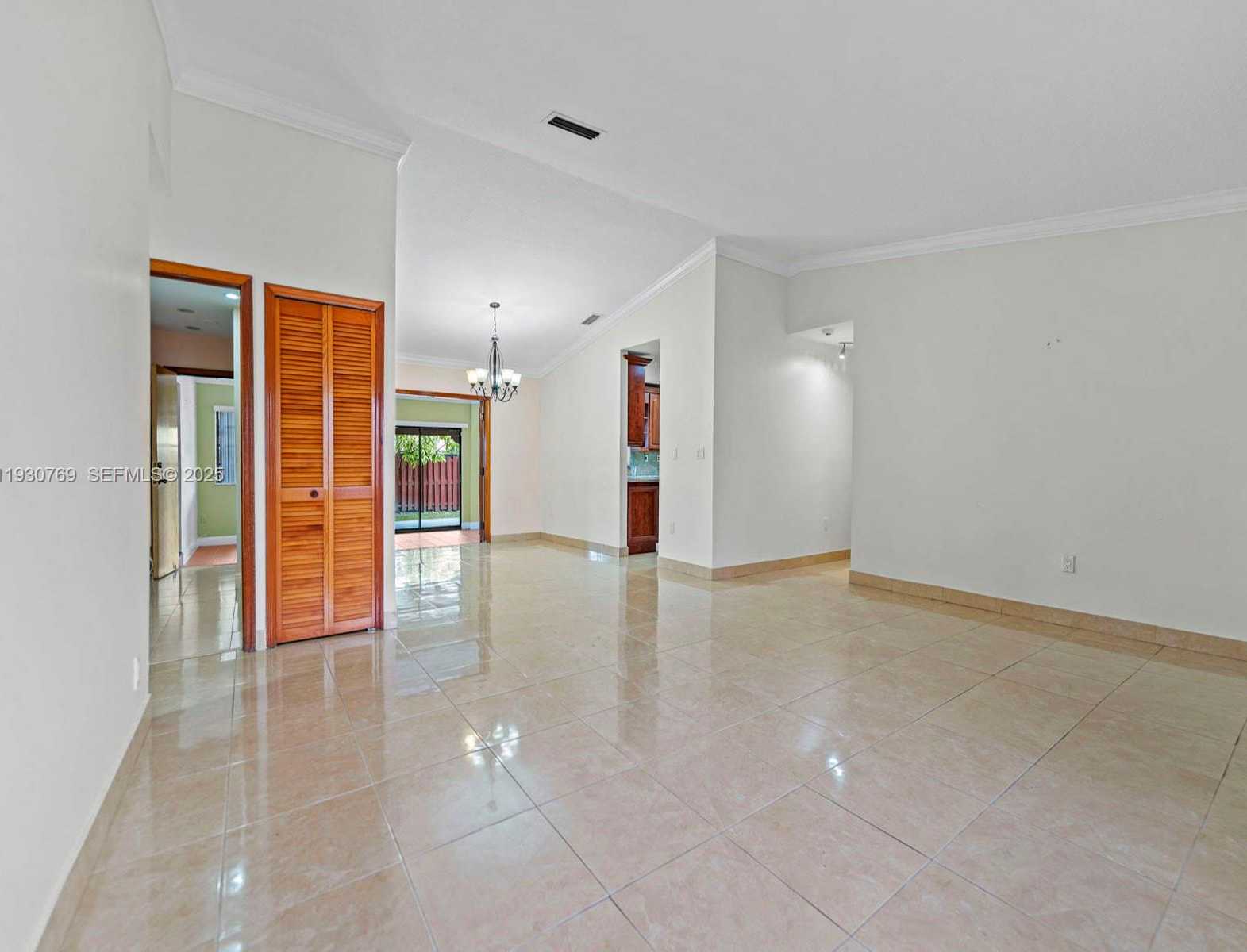 Small Image of 3791 SOUTH WEST 142ND AVE, Miami Number 6