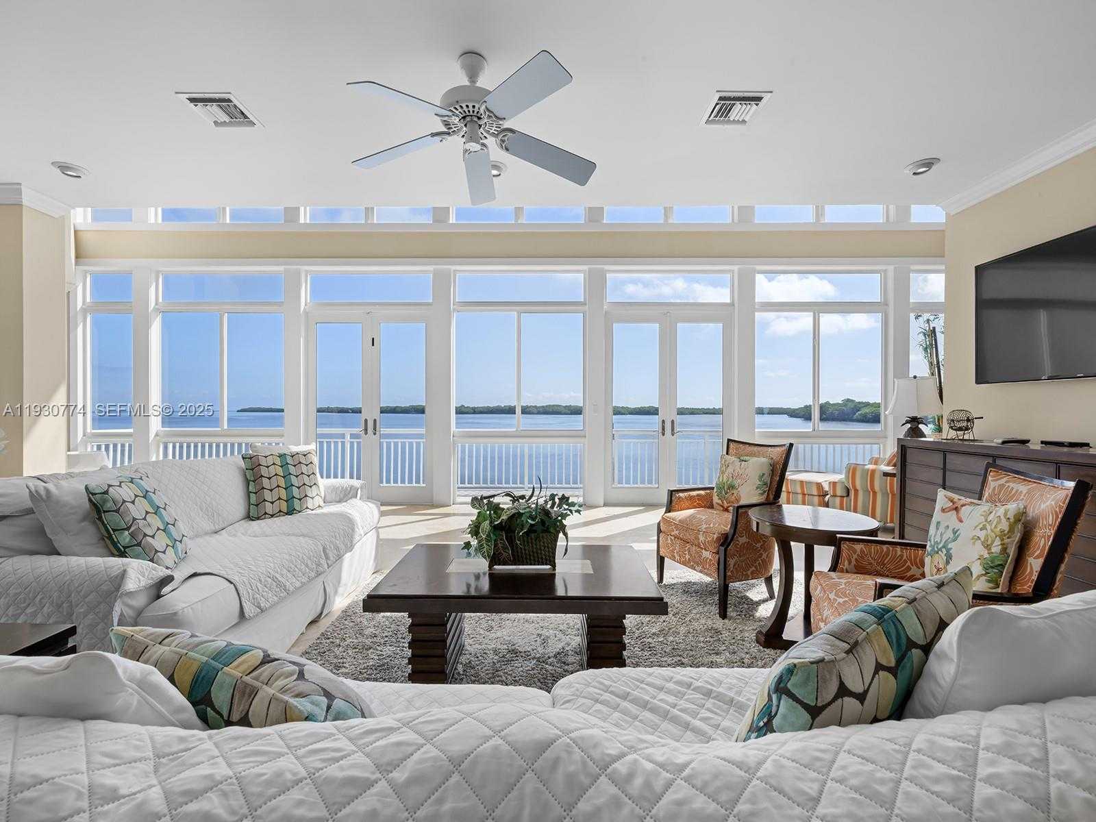 Small Image of 57 GARDEN COVE DR, Key Largo Number 4