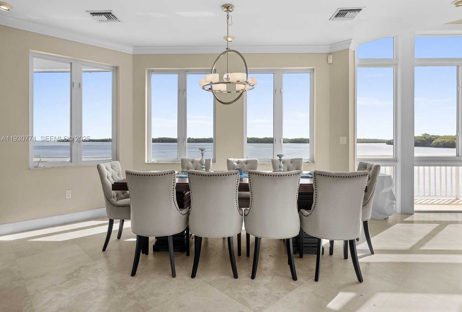 Small Image of 57 GARDEN COVE DR, Key Largo Number 7