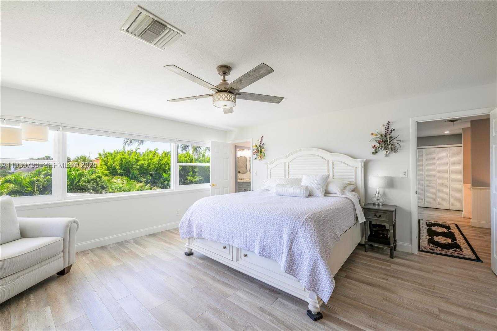 Small Image of 13549 SOUTH INDIAN RIVER DR, Jensen Beach Number 32