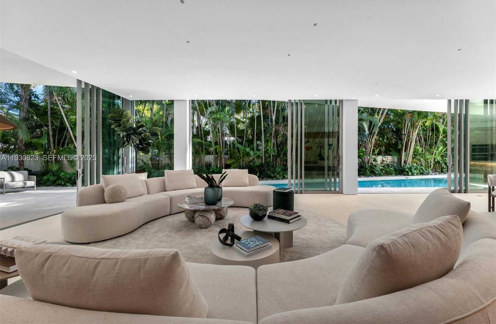 Small Image of 1616 ONAWAY DR, Miami Number 22