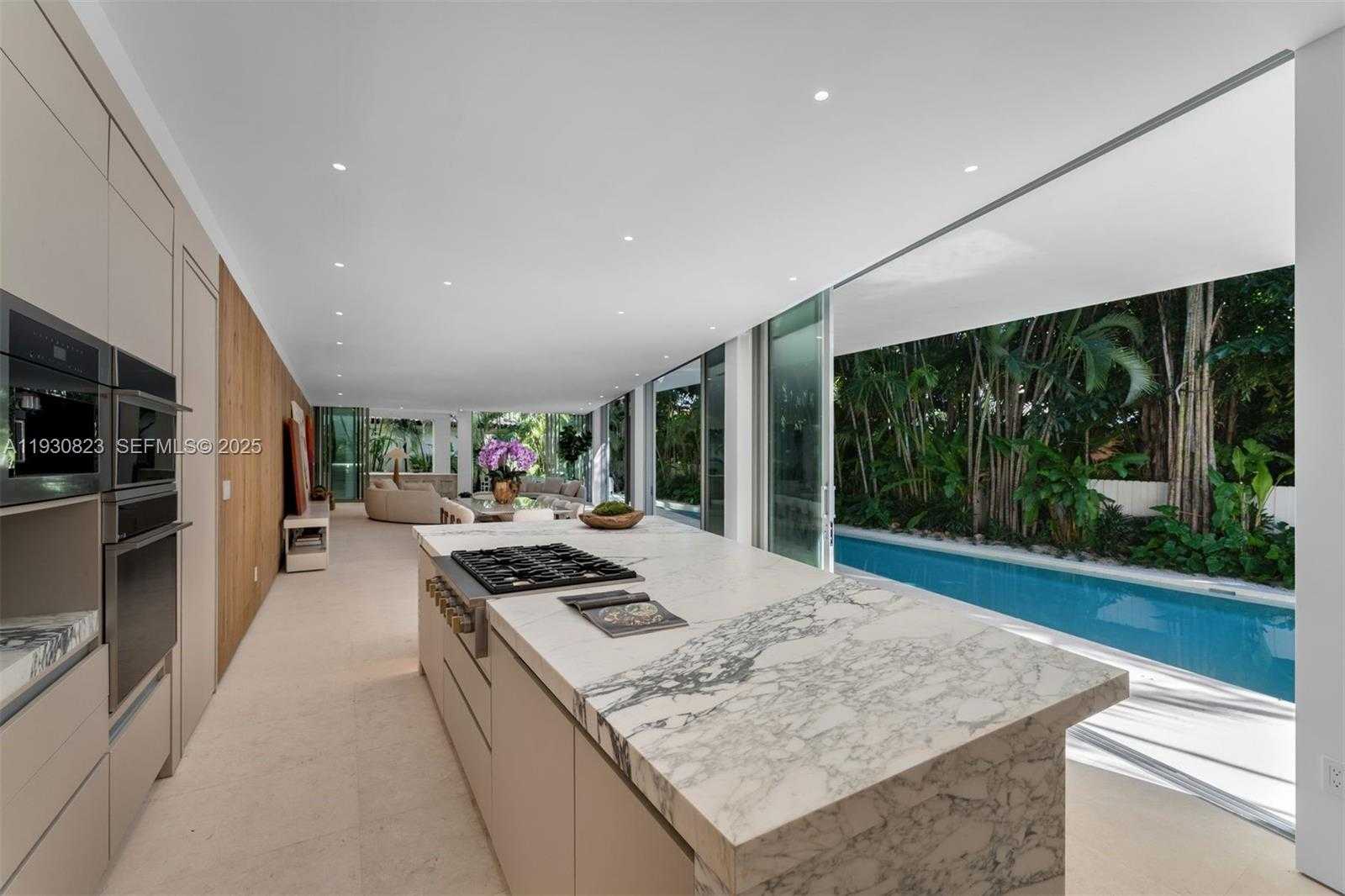 Small Image of 1616 ONAWAY DR, Miami Number 29