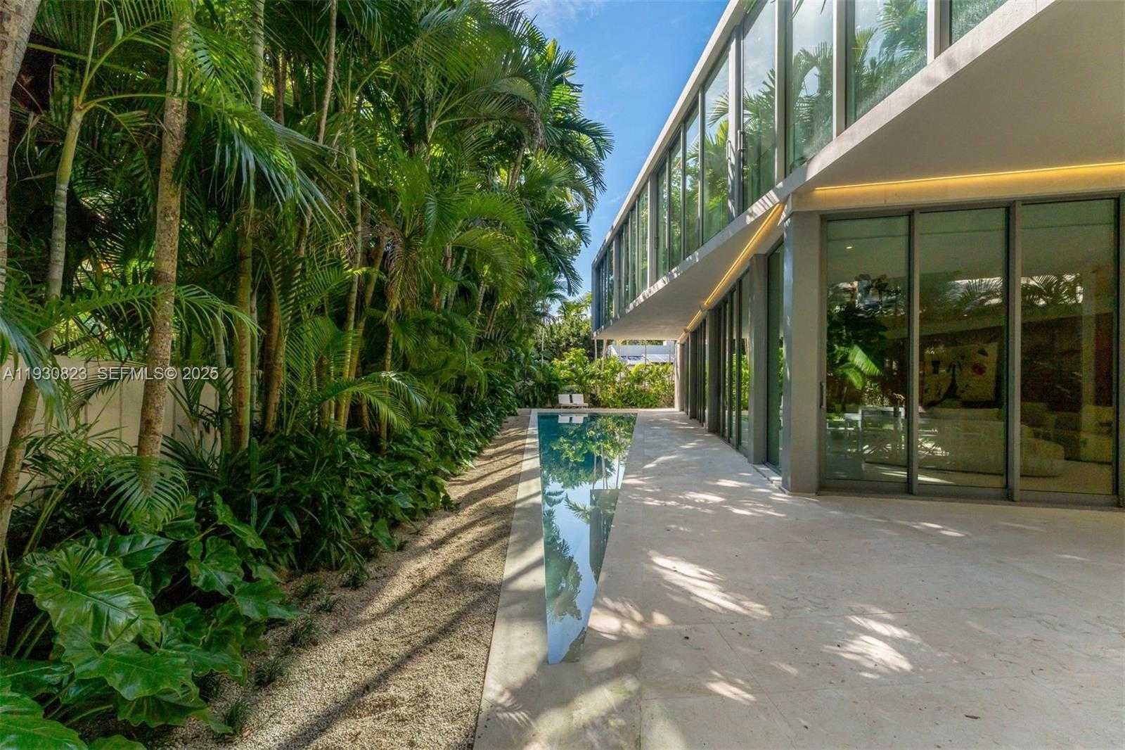 Small Image of 1616 ONAWAY DR, Miami Number 44